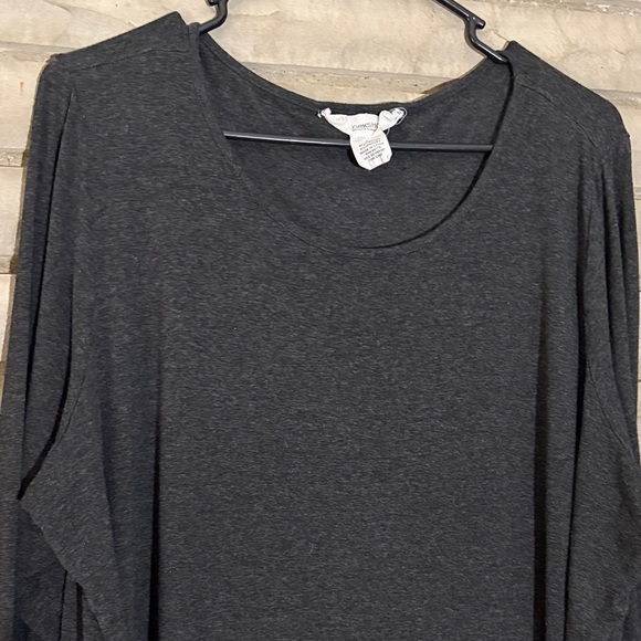 Dark Gray 3/4 Sleeve Tunic Top - Picture 3 of 10